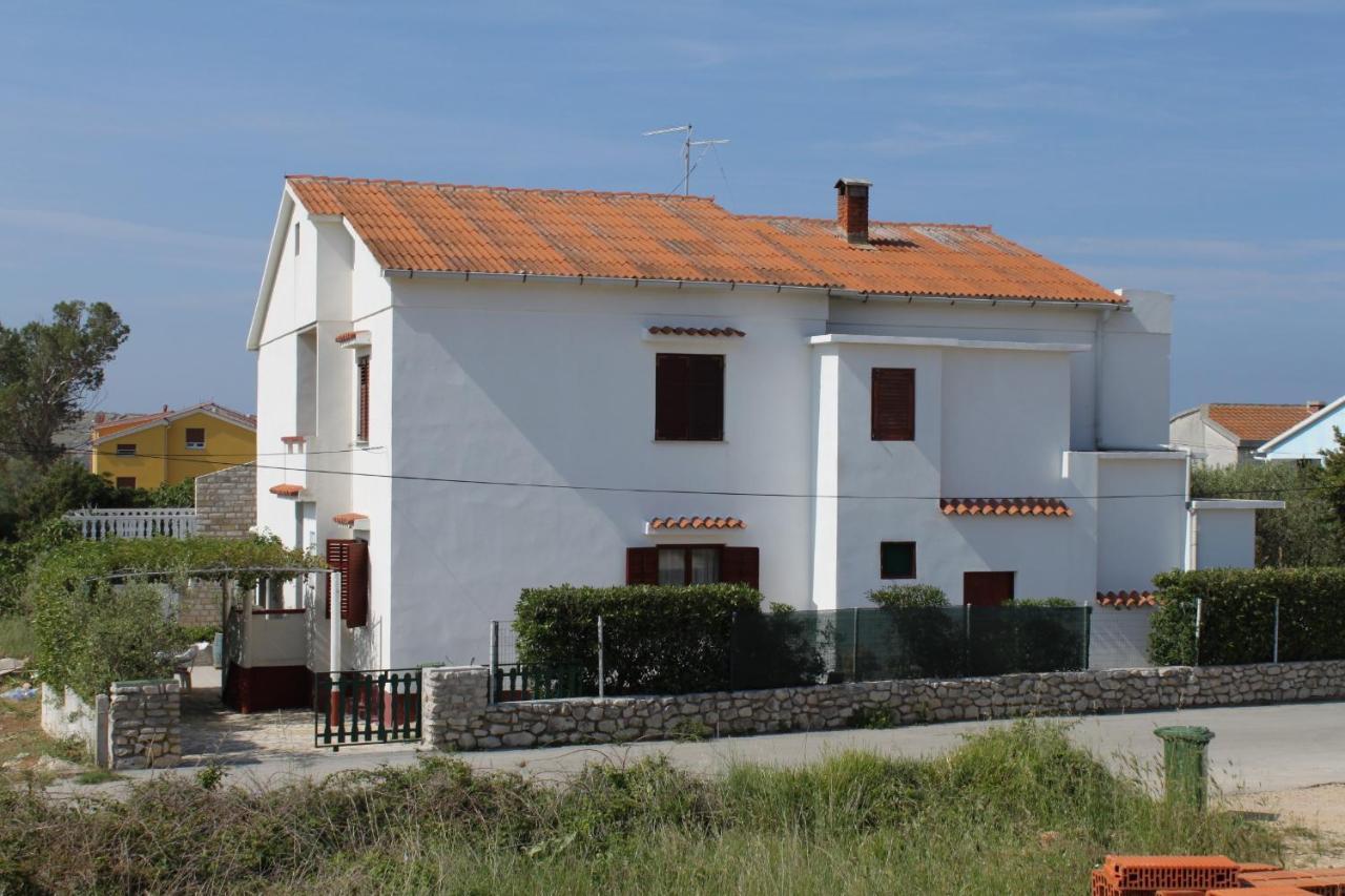 With A Parking Space Povljana, Pag - 6468 Апартаменты *